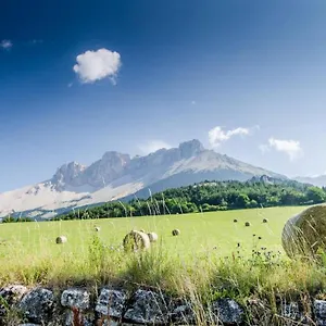 Camping Mon Repos Campeggio Montmaur (Hautes-Alpes)