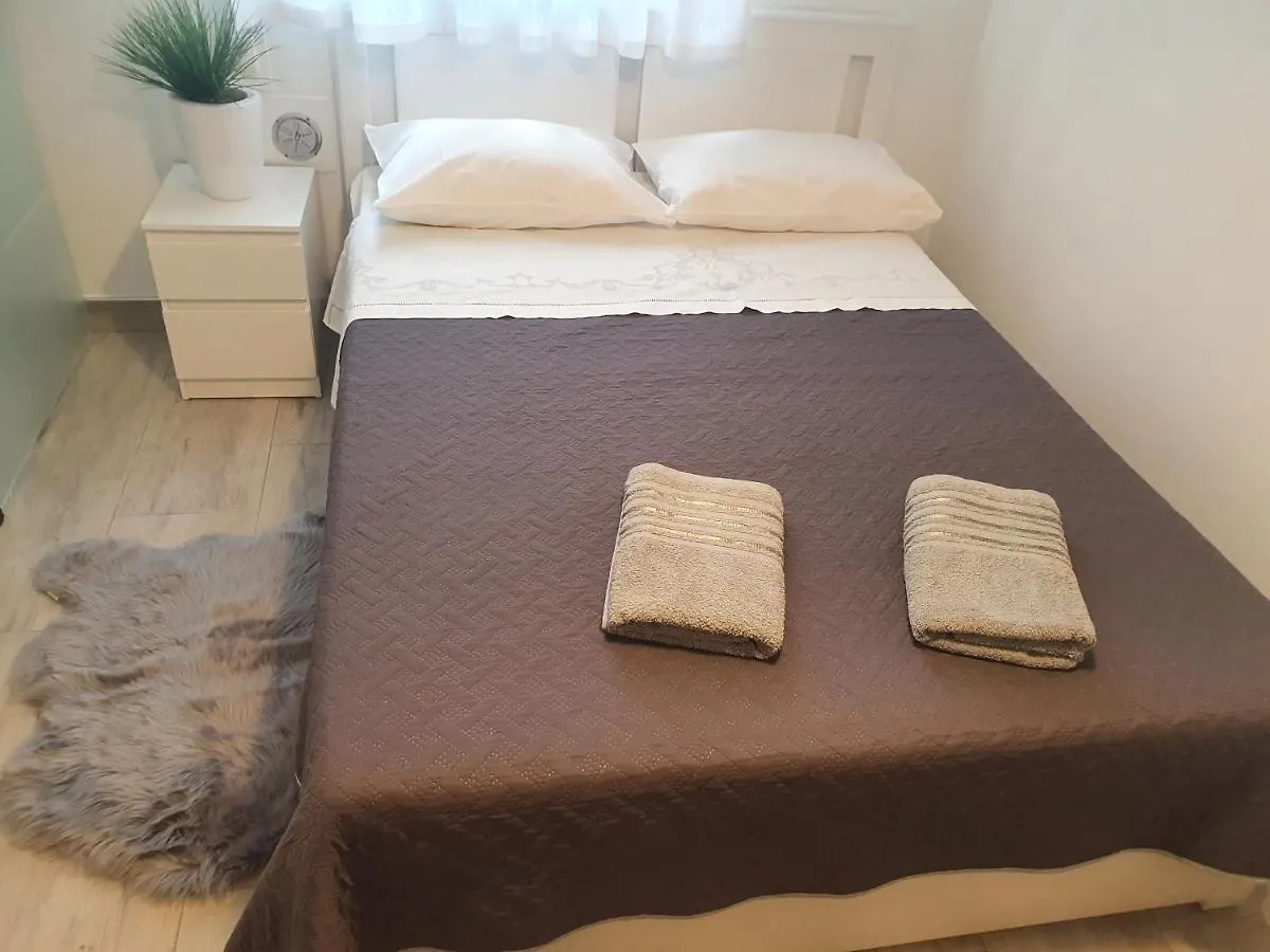 Miriam Rooms Zadar
